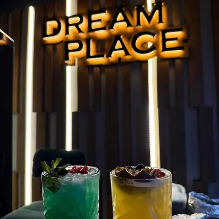 Отель Dream Place *