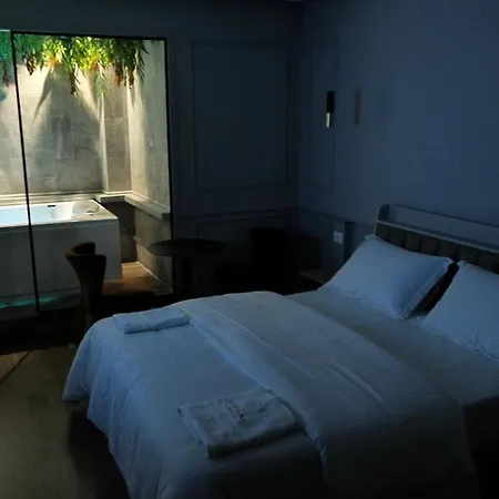 Dream Place Hotel *